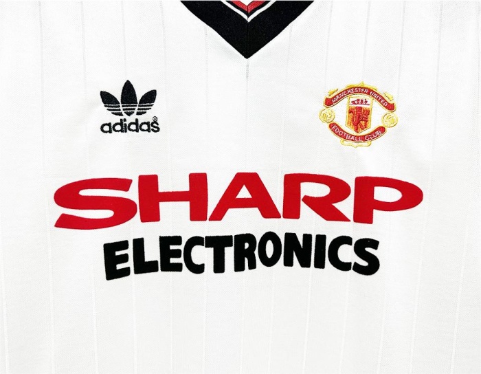 Manchester Utd 82/83 Away White Soccer Jersey
