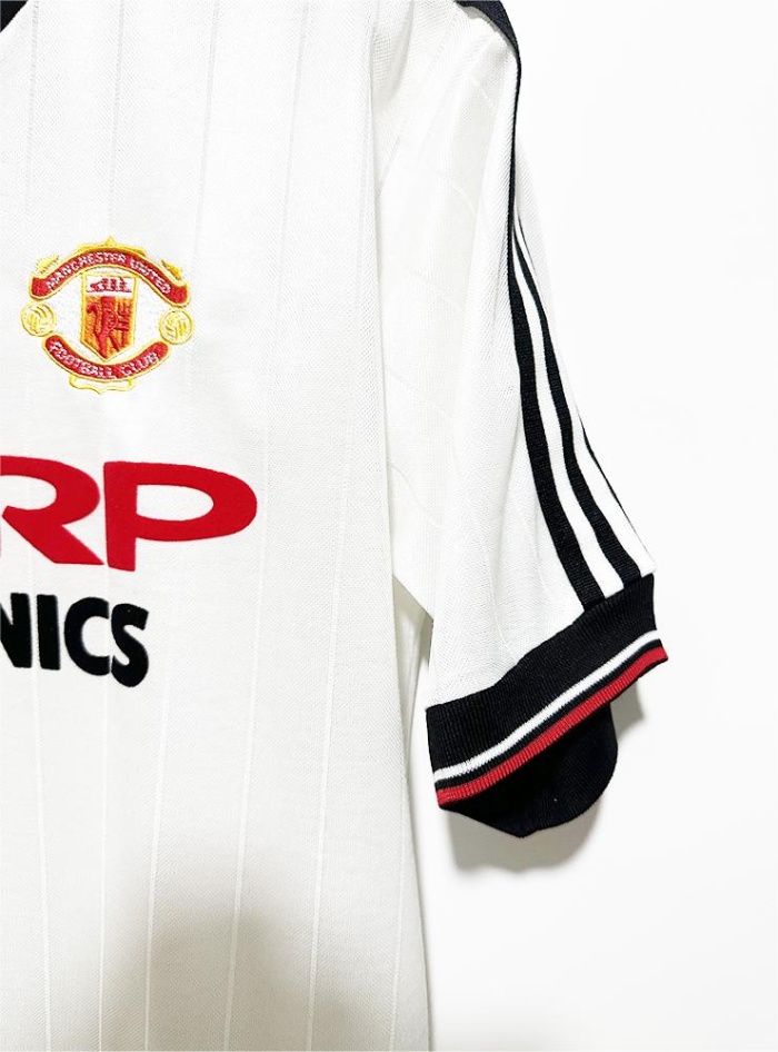 Manchester Utd 82/83 Away White Soccer Jersey