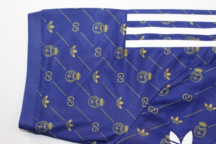 Real Madrid 24/25 Special Purple/Golden Jersey