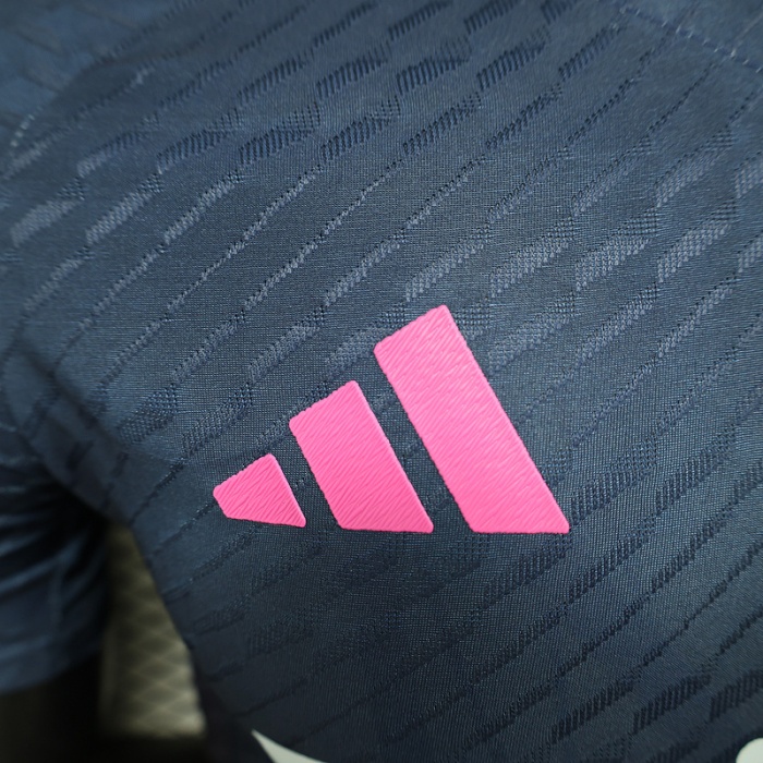 Real Madrid 24/25 Navy Blue/Pink Training(Player)