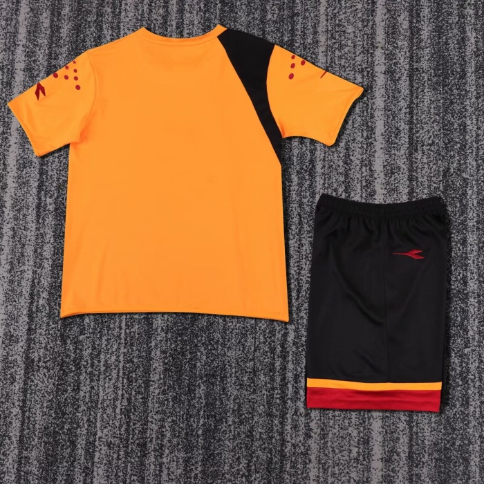 Kids-Roma 05/06 Home Soccer Jersey