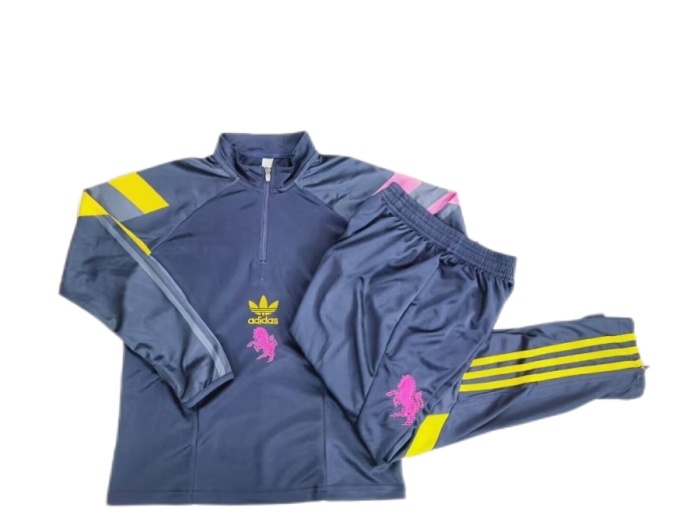 Kids Juventus 24/25 Tracksuit - Navy Blue