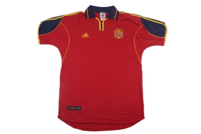 Spain 2000 Home Soccer Jersey