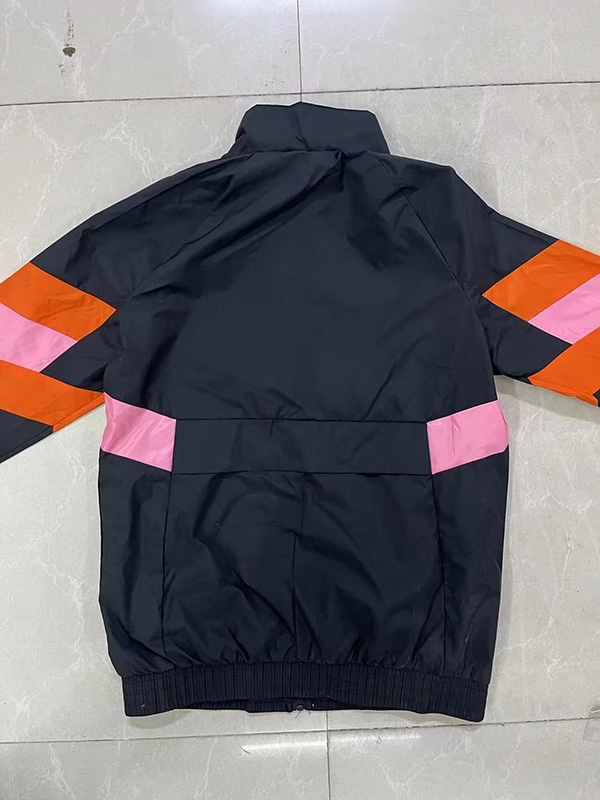 Juventus 24/25 Wind Coat - Black/Pink/Orange