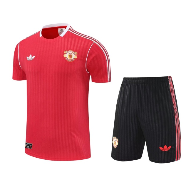 Man Utd 25/26 Light Red Training Kit Jerseys