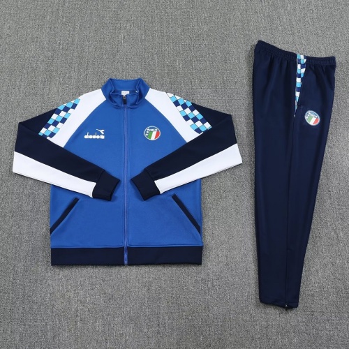 Italy 25/26 Retro Model Tracksuit - Blue/White