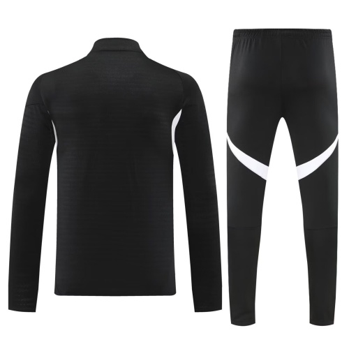 Liverpool 25/26 Tracksuit - Black/Red/White