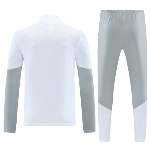 Liverpool 26/27 Tracksuit - White/Grey