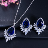 2020 new exquisite 2 piece / set women's jewelry set with dazzling clear crystal large flower pendant necklace and earring