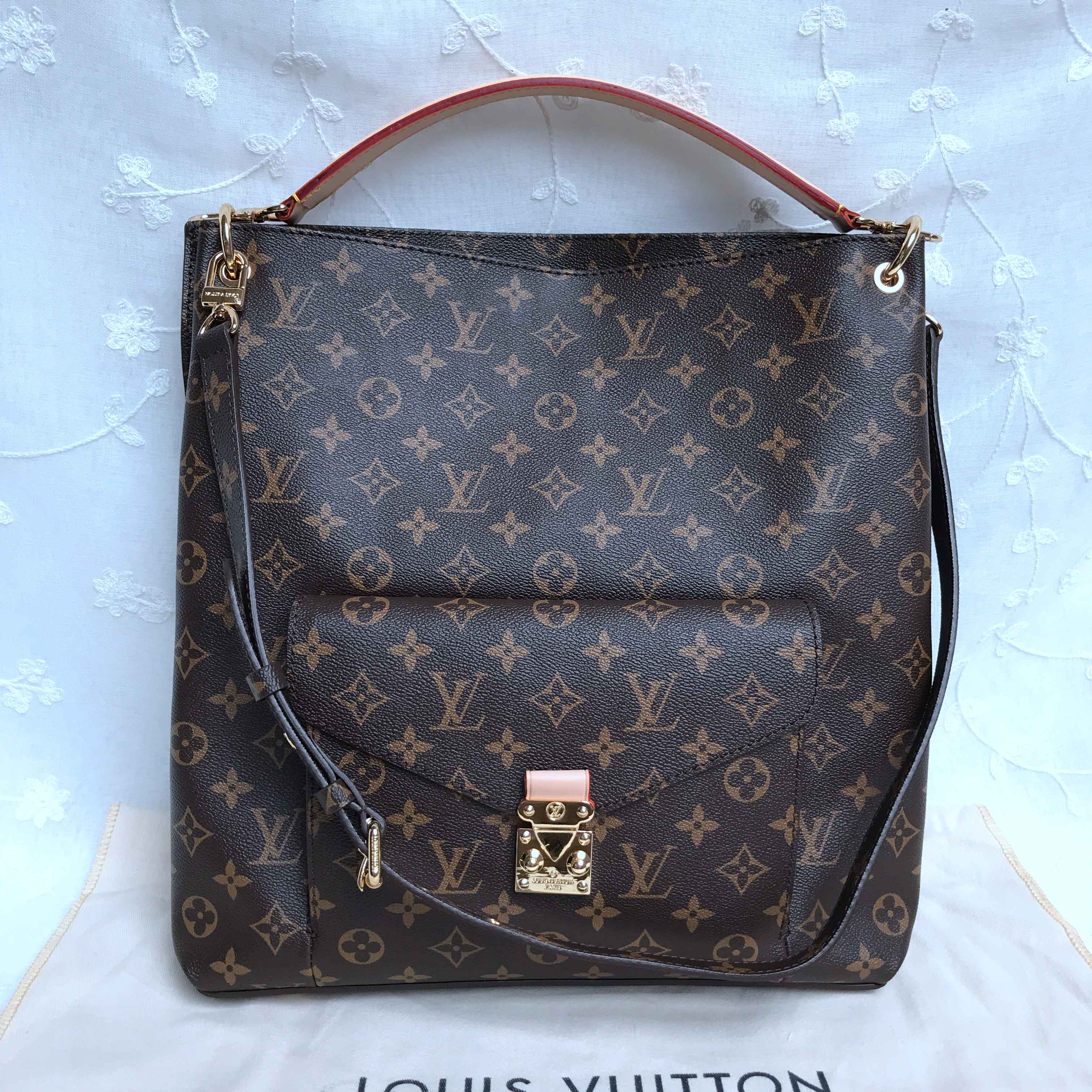 LV METIS M40781