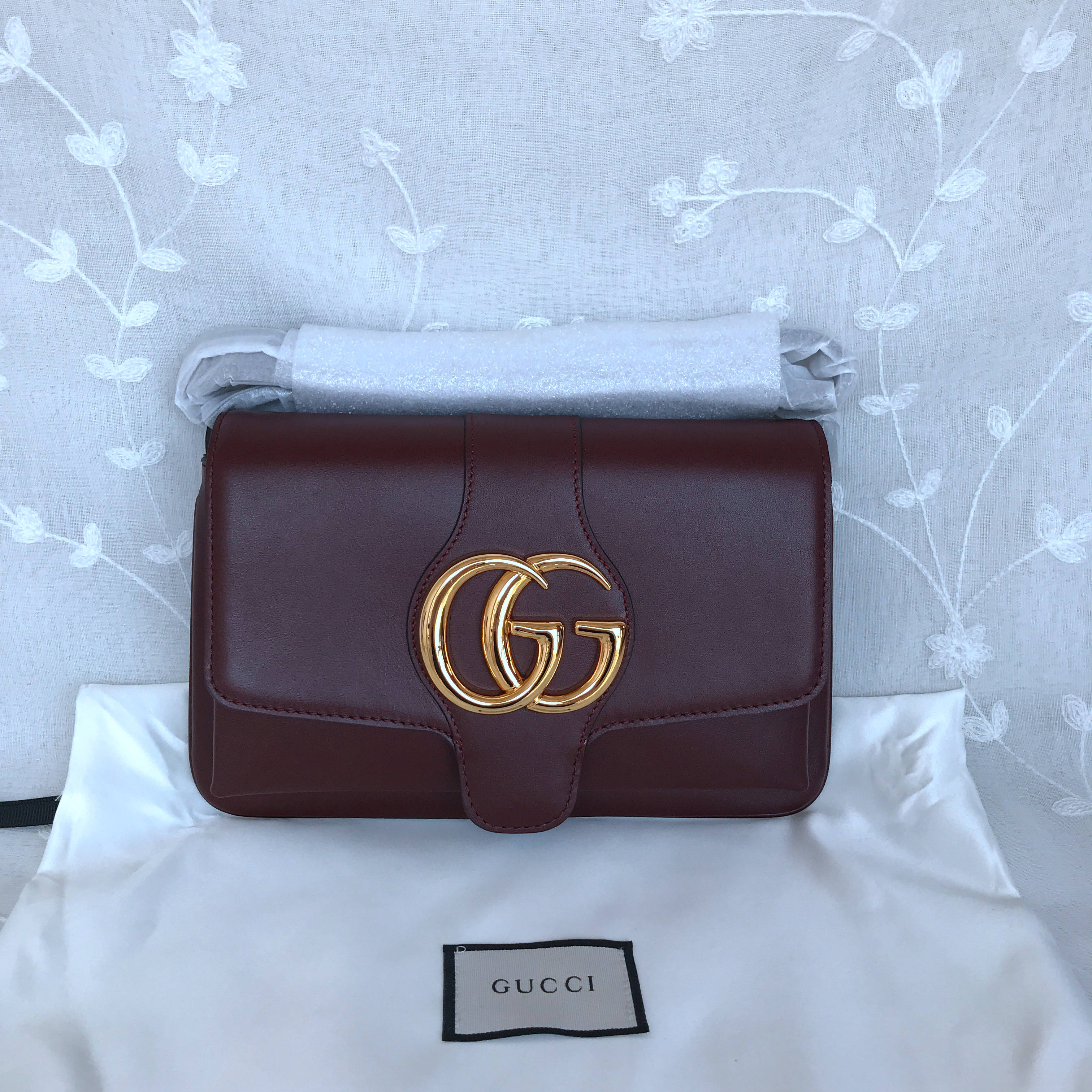 Gucci small shoulder bag 550129