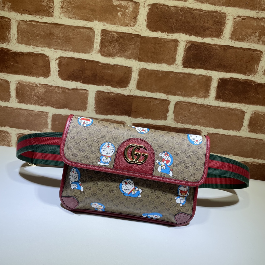 Doraemon x Gucci small belt bag 647817