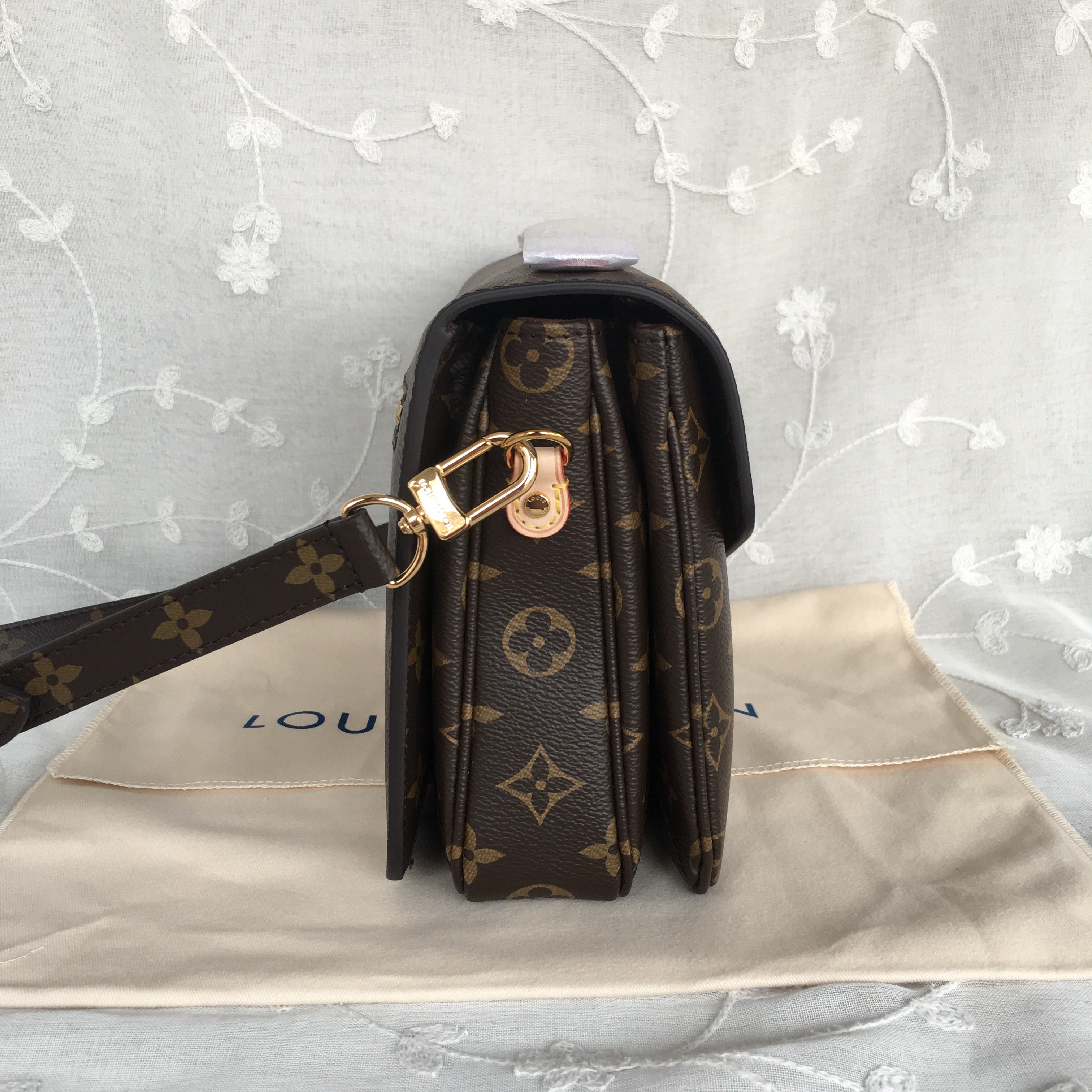 Louis Vuitton M44876 Pochette Métis , Brown, One Size