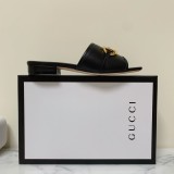 Gucci shoe400