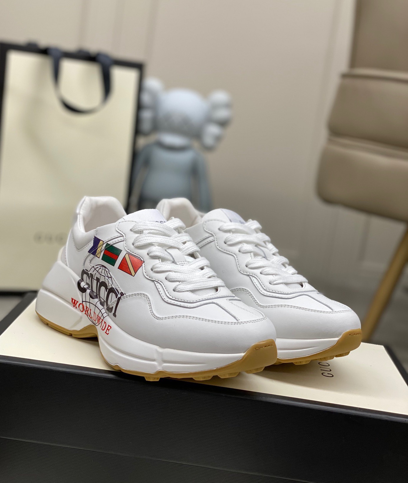 Gucci shoe55