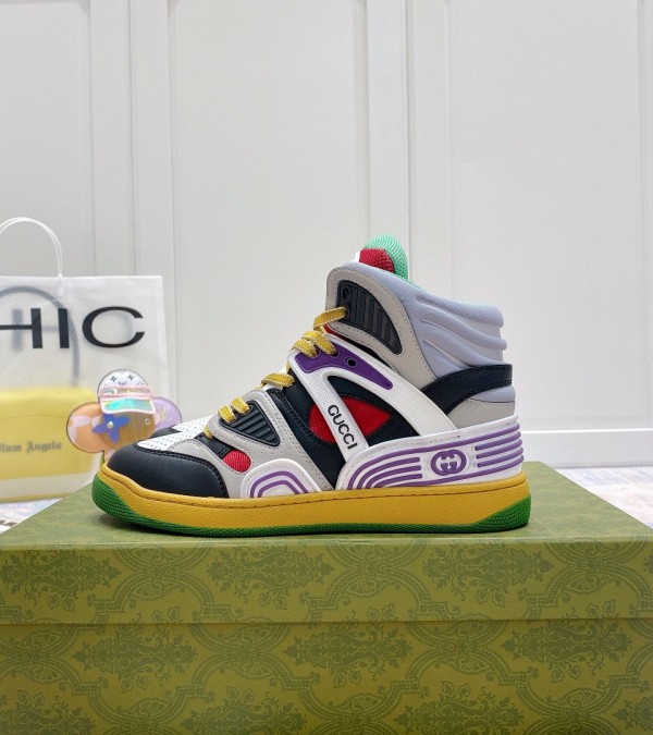 Gucci shoe155
