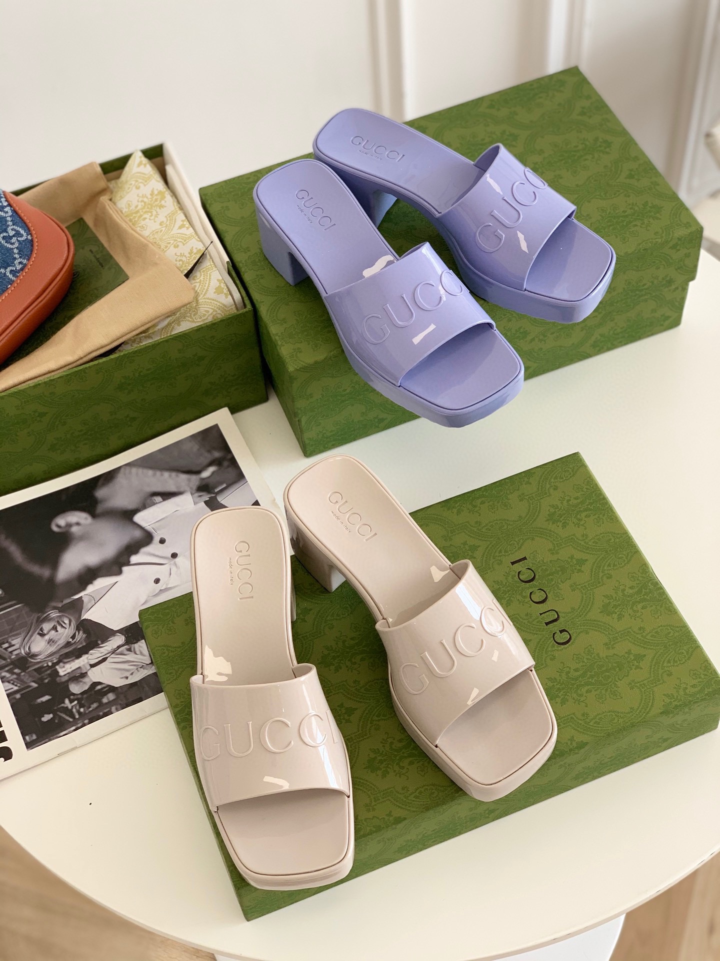 Gucci shoe301