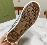 Gucci shoe103