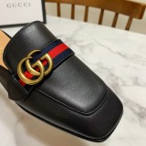Gucci shoe356
