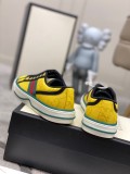 Gucci shoe210
