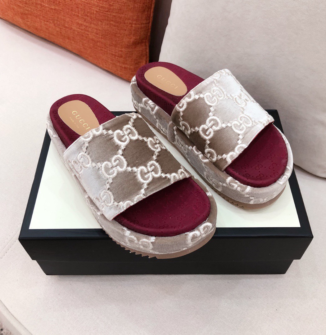 Gucci shoe382