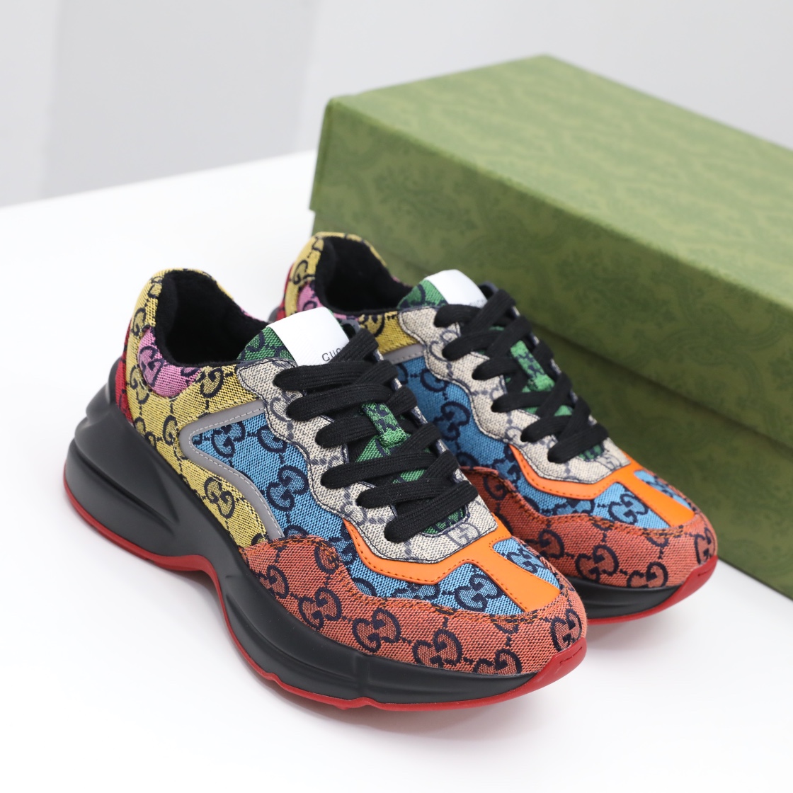 Gucci shoe12