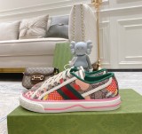 Gucci shoe136