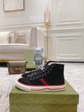 Gucci shoe157