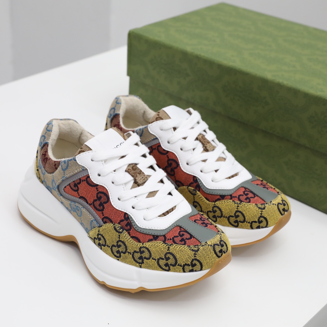 Gucci shoe13