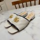 Gucci shoe402