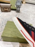 Gucci shoe159