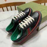 Gucci shoe106