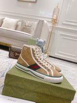 Gucci shoe156