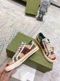 Gucci shoe140