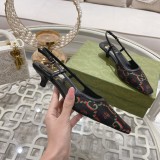 Gucci shoe437