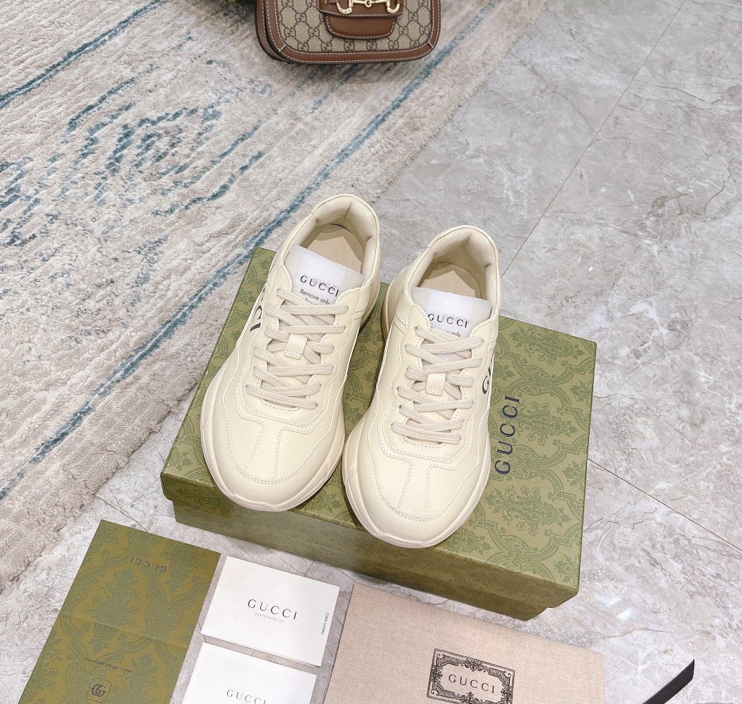 Gucci shoe32
