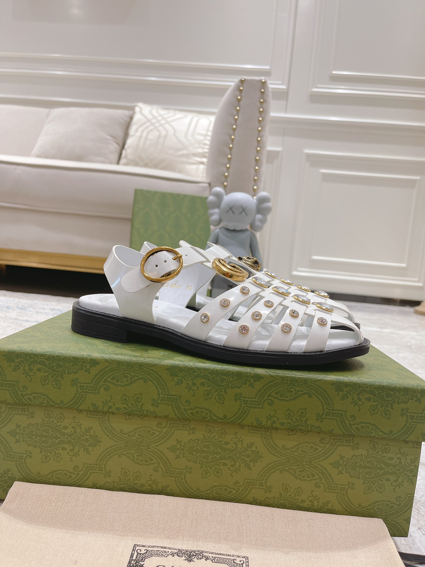 Gucci shoe446