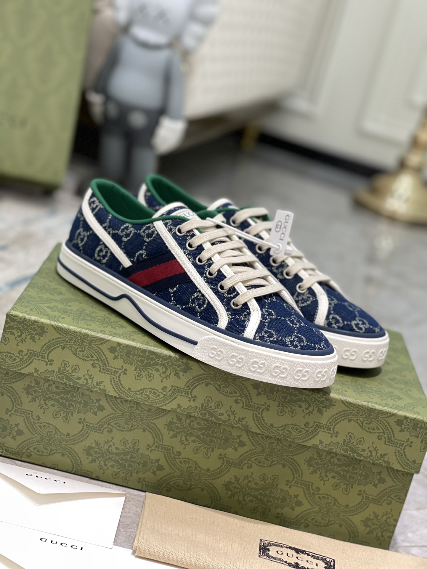 Gucci shoe134