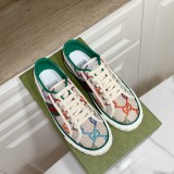 Gucci shoe104