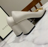 Gucci shoe471