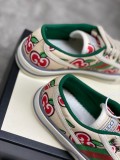Gucci shoe205