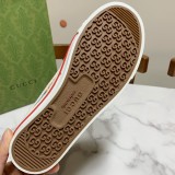 Gucci shoe116