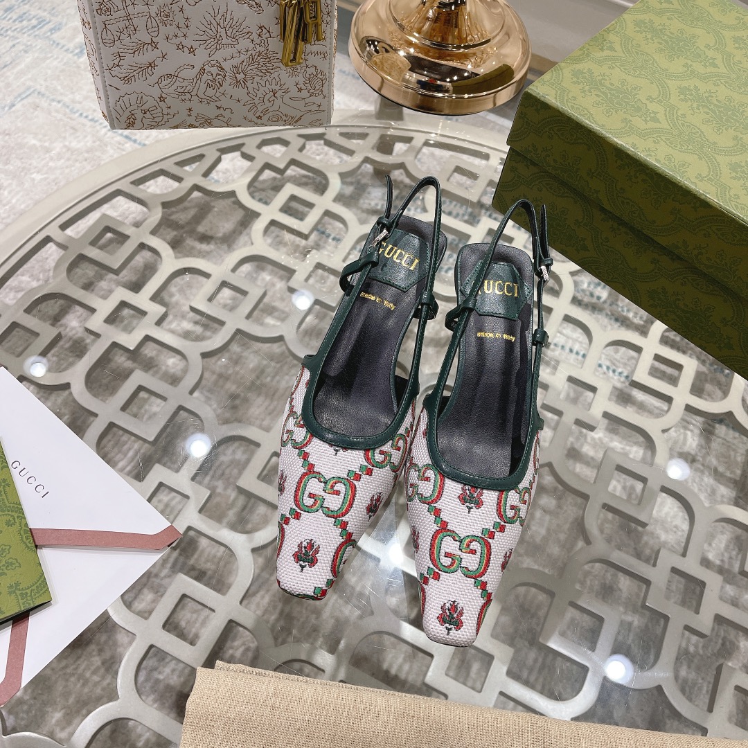 Gucci shoe438