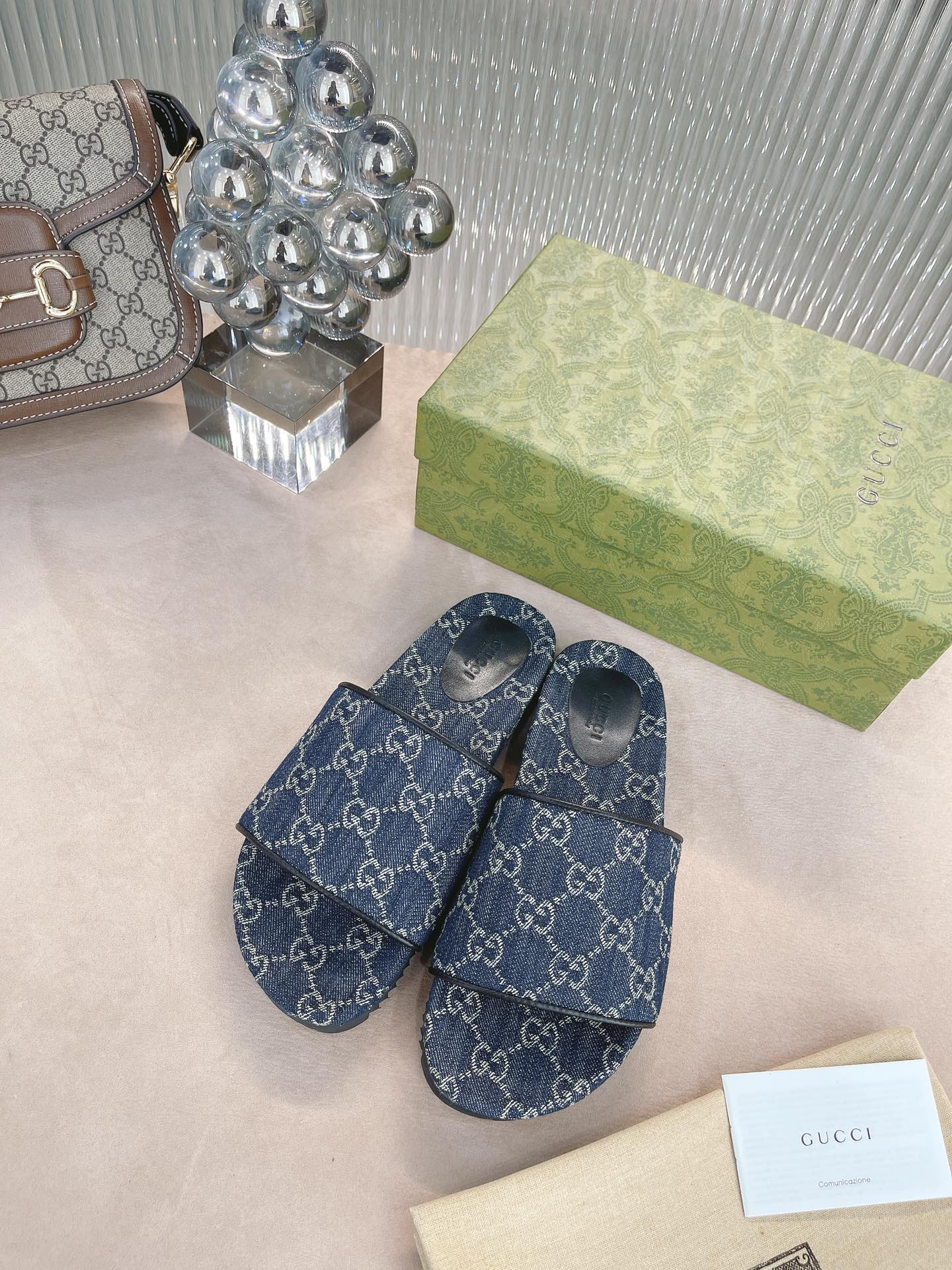 Gucci shoe265