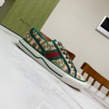 Gucci shoe103