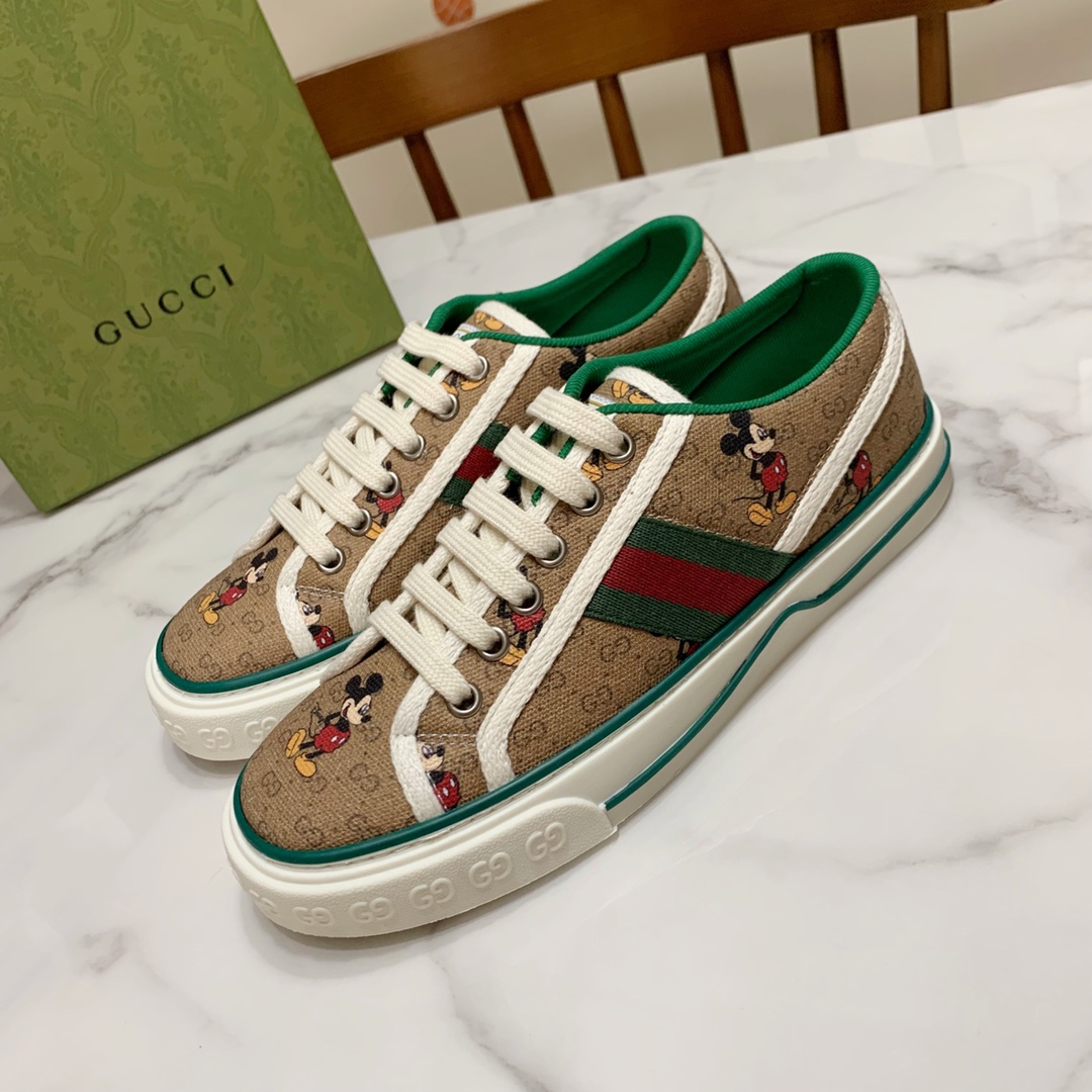 Gucci shoe100