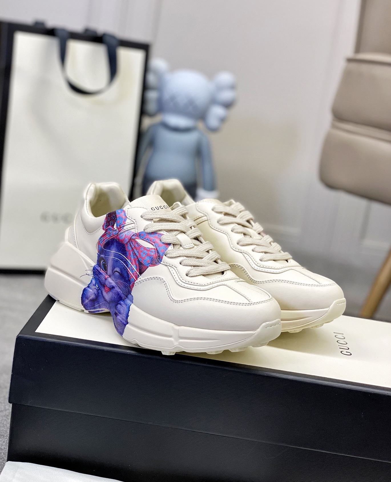 Gucci shoe44
