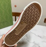 Gucci shoe115