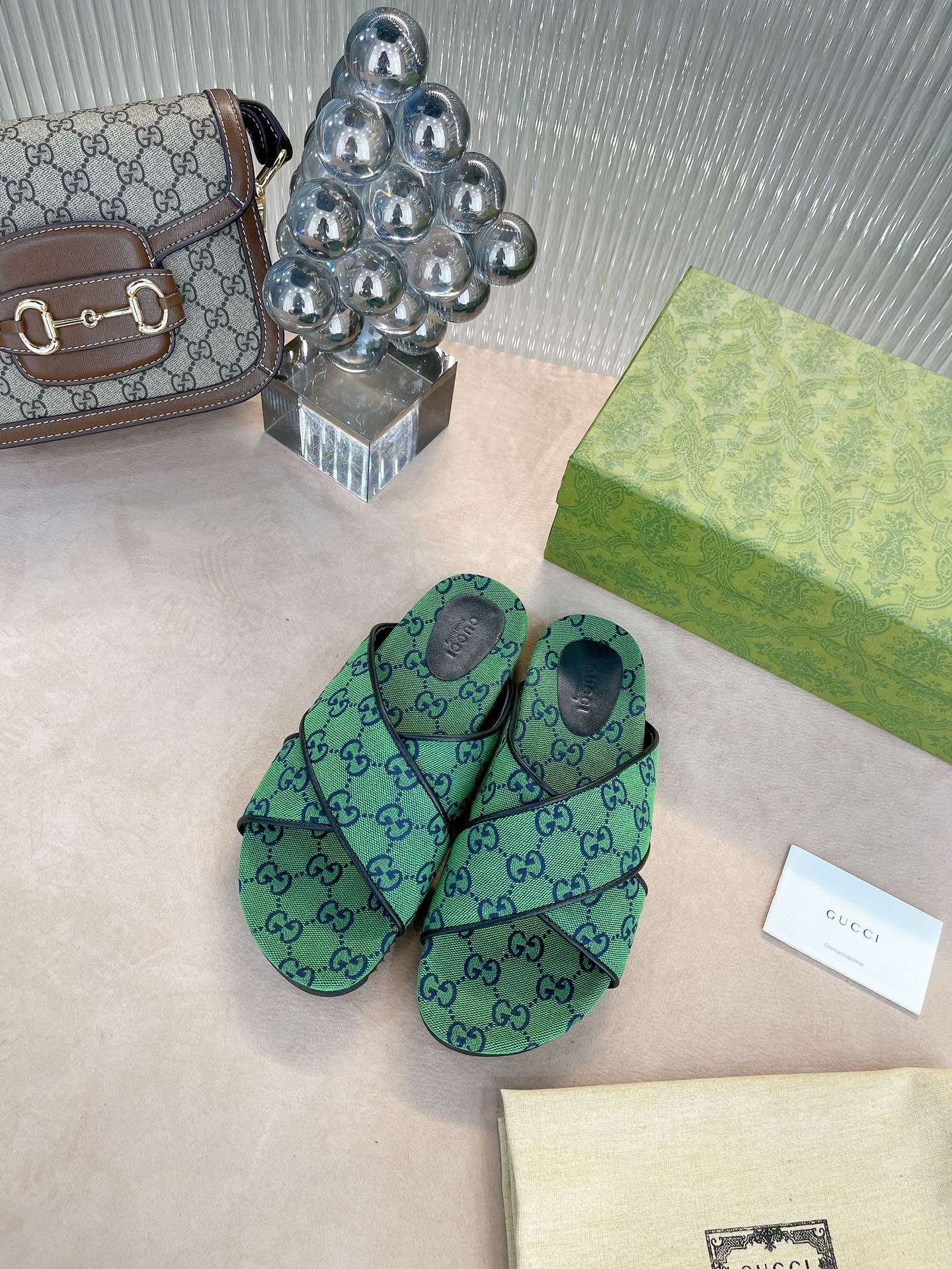 Gucci shoe270