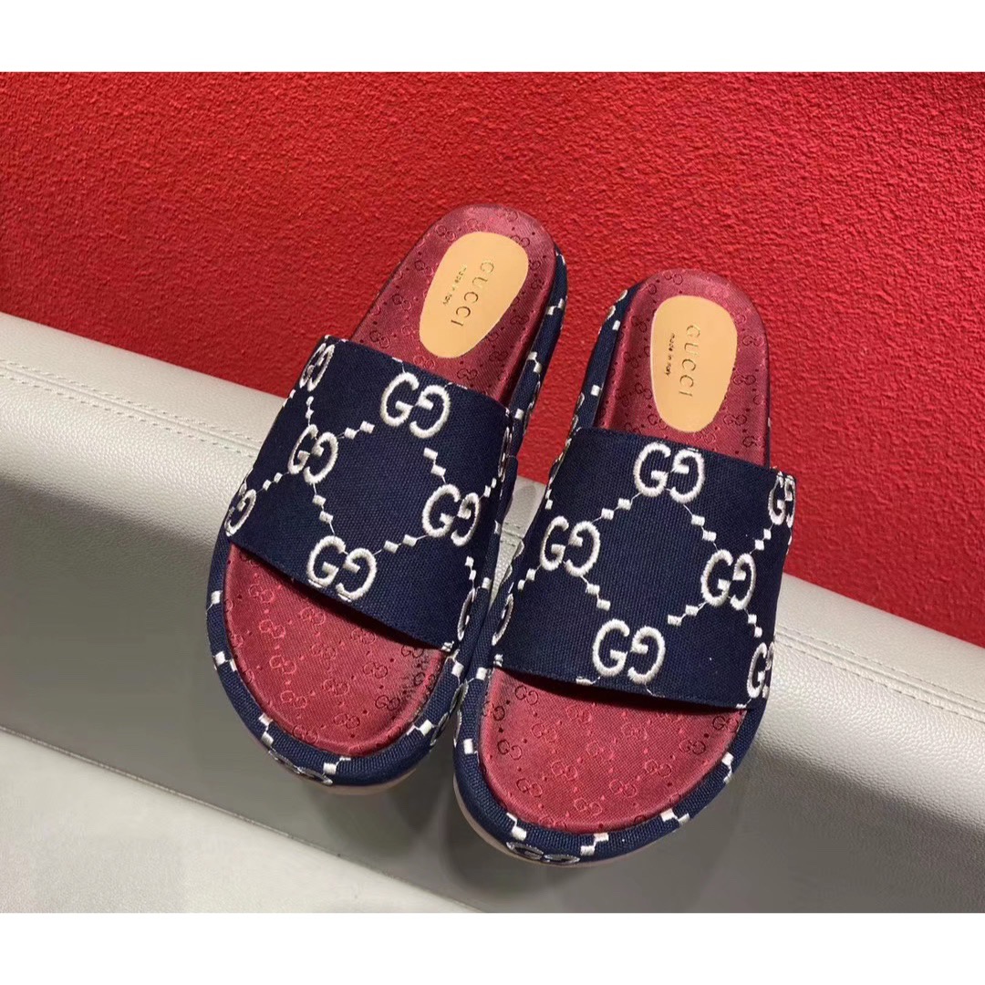 Gucci shoe412
